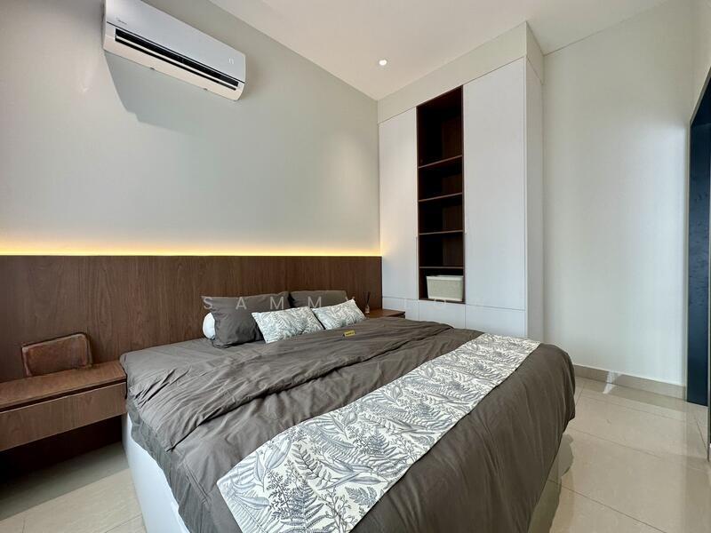 Medini Signature - 5