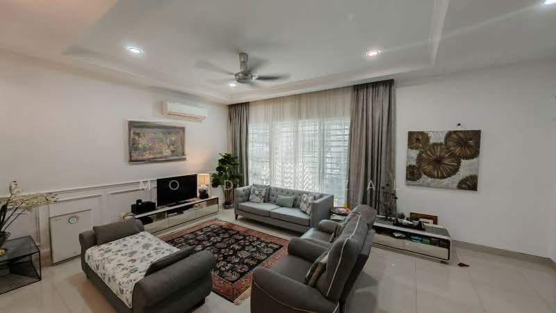 Duta Villa 2 - 4
