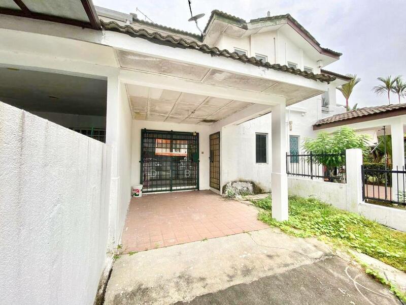Freehold 2 Storey Taman Puchong Utama - 2