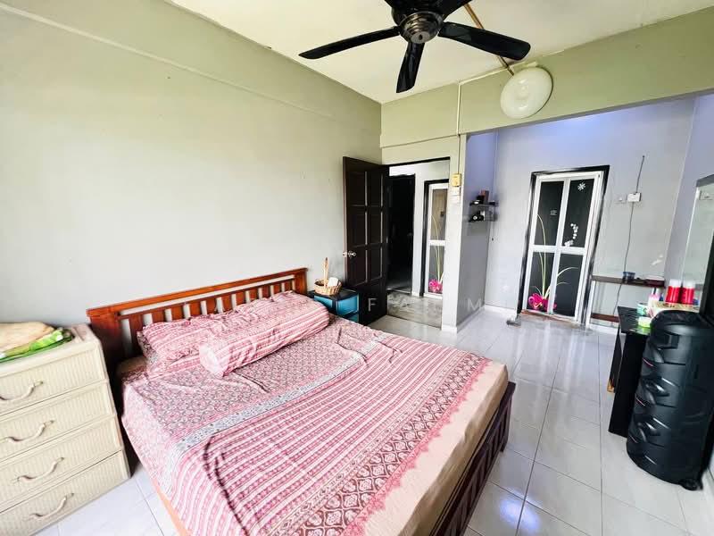 Abadi Indah - 3