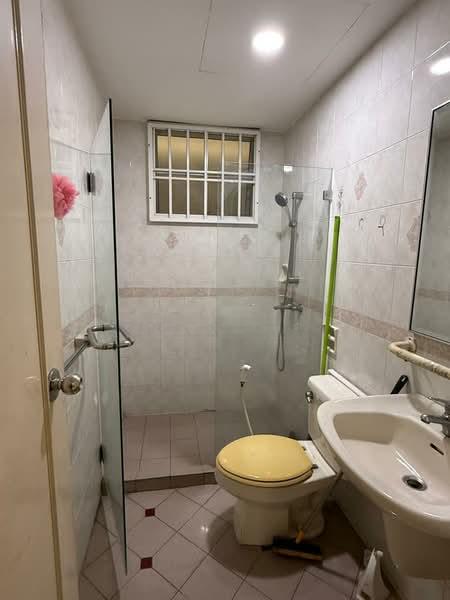 Petrie Condominium - 3