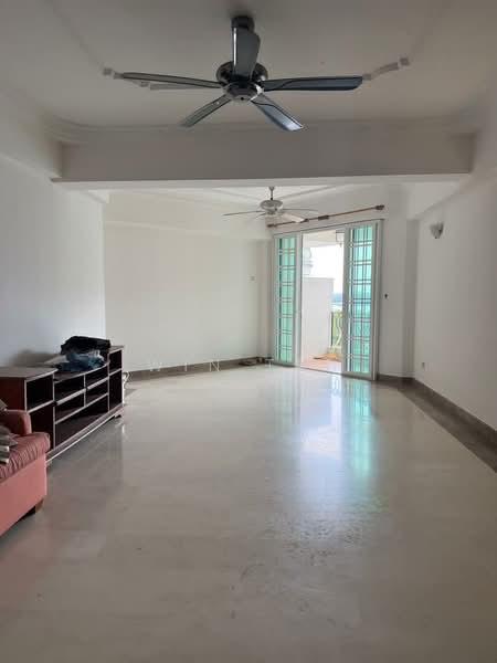 Petrie Condominium - 1