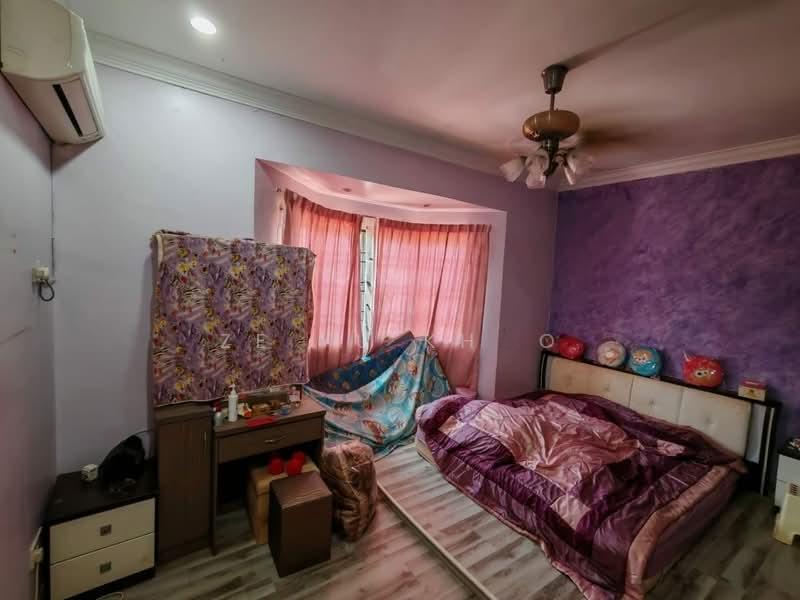 Taman Juara Jaya - 4