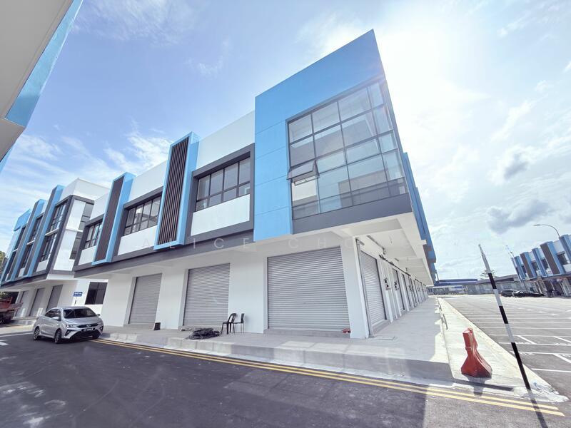 Pekan Sentral Shoplot - 4