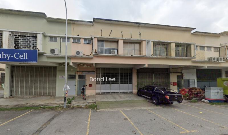 ( Corner ) Subang Mahsing Seksyen U5 1.5Storey Factory Sale Bandar Pinggiran Subang - 2