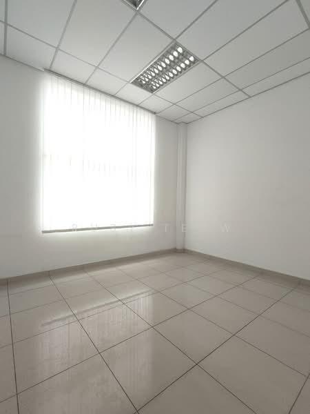 Kempas Utama - New Phase Semi-Detached Factory (Tenanted) for Sale - 5