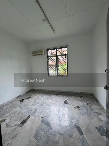 Taman Tasik Semenyih , Bungalow House 40x100sf, Facing Open - 5