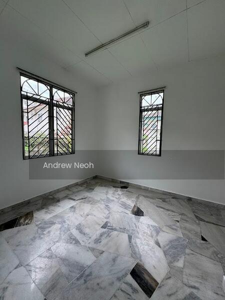 Taman Tasik Semenyih , Bungalow House 40x100sf, Facing Open - 4