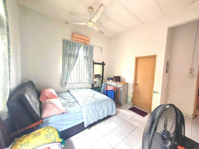 Taman Pinggiran Putra - 5