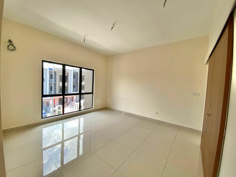 NASSIM HEIGHTS - 4