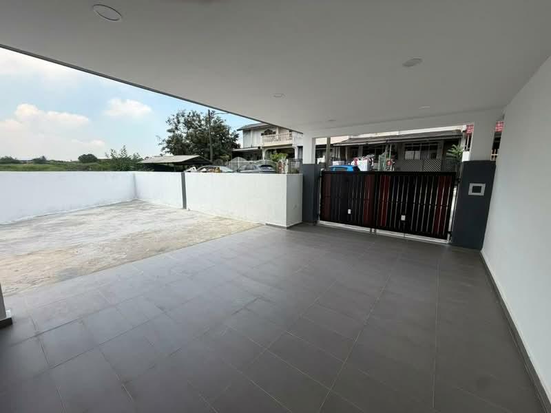Taman Johor Jaya - 4