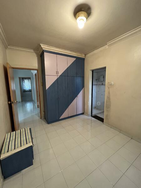 Lily & Jasmine Apartment - 4