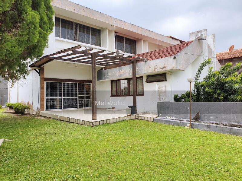 Ukay Heights Bungalow - 2