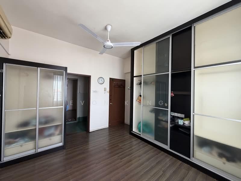 Straits Regency - 5