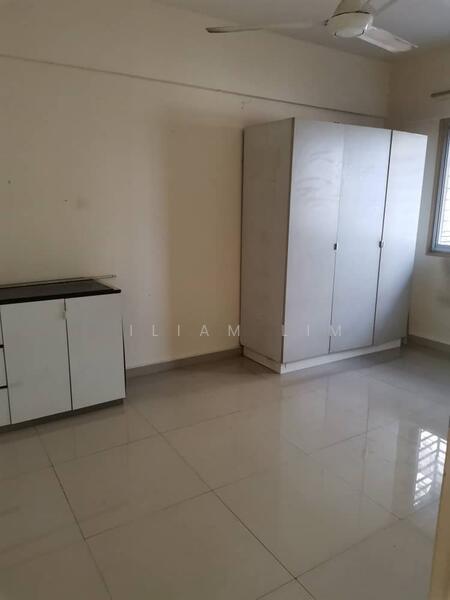 Pangsapuri Adelia - 3