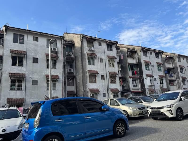 Desa Petaling Flat - 3