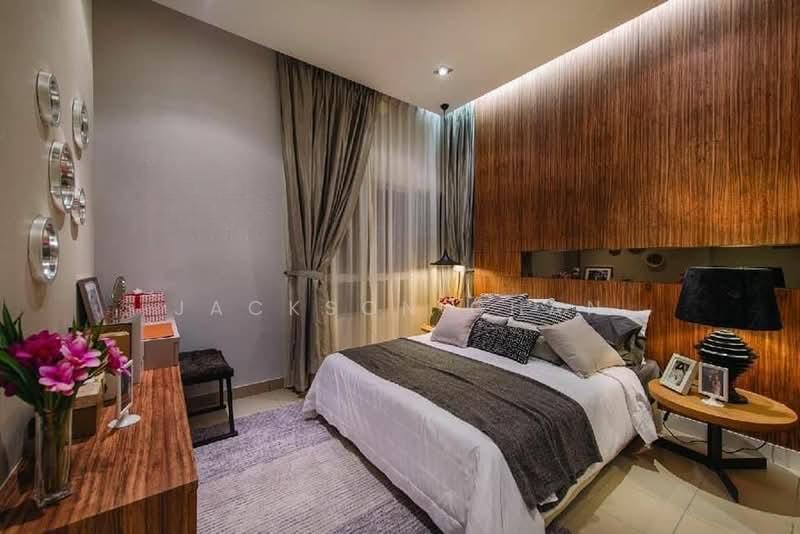 Kingfisher @ Inanam - 4