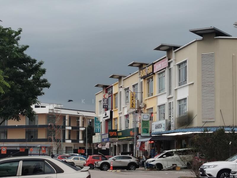 3 Storey Shoplot Facing Main Road Jalan Sagu Taman Daya Johor Bahru - 1