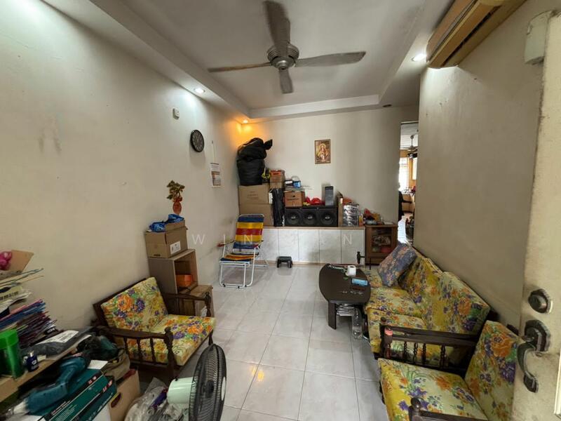 Taman Universiti - 1