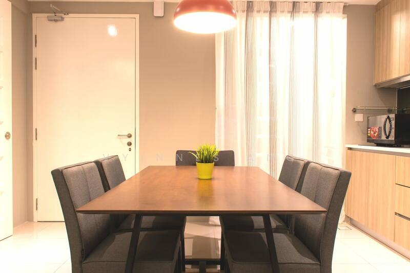 Tropicana 218 Macalister - 3