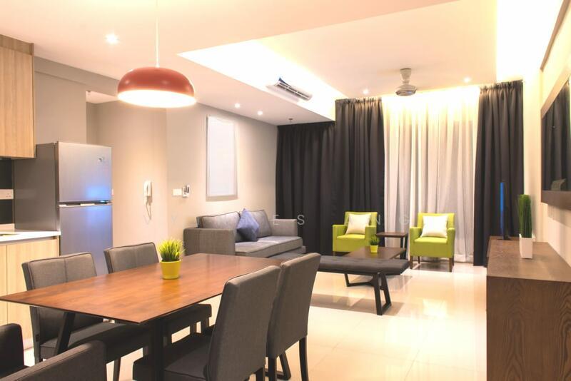 Tropicana 218 Macalister - 1