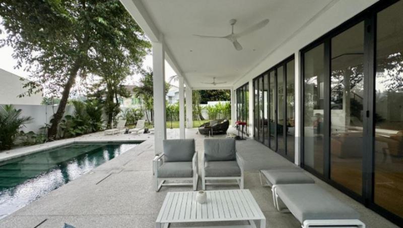 Guarded Street Modern Bungalow - 4