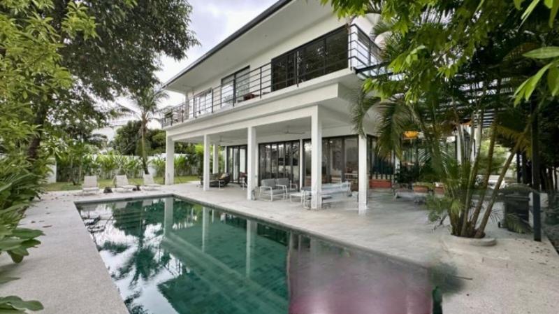 Guarded Street Modern Bungalow - 1