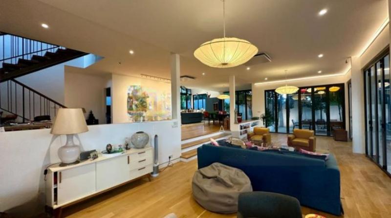 Guarded Street Modern Bungalow - 5