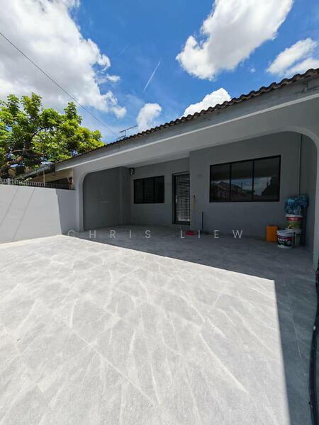 Taman Ungku Tun Aminah - 3