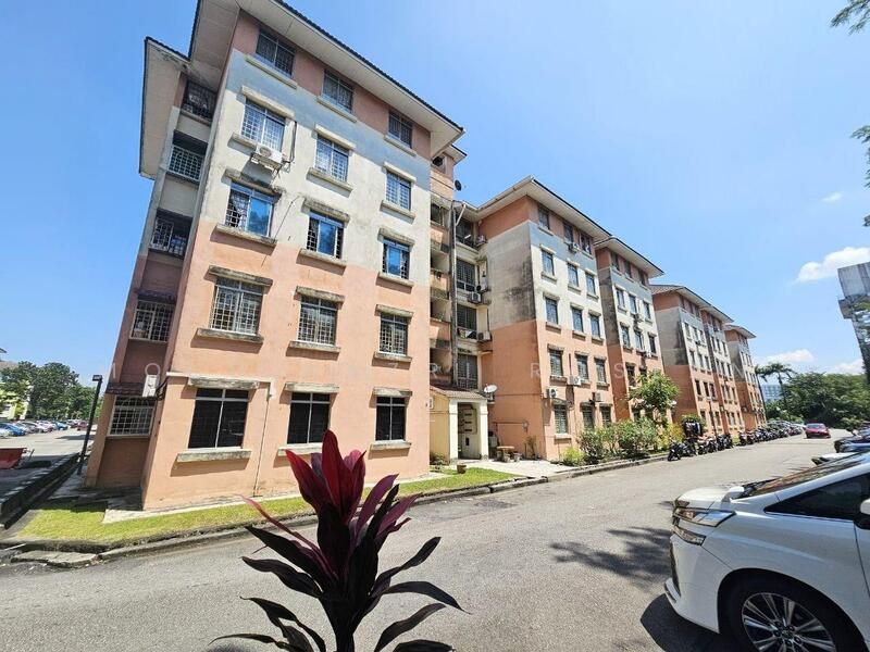 Pangsapuri Suria - 1