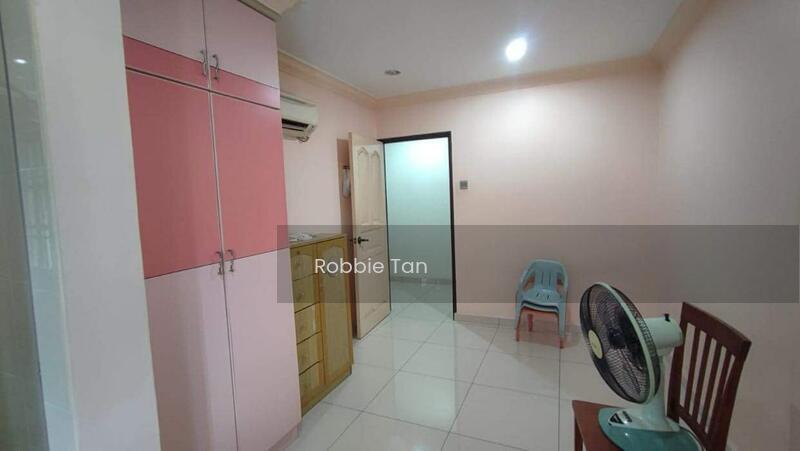 Datin Halimah Condominium - 4