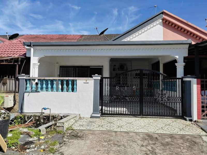 Bandar Tun Hussein Onn - 1