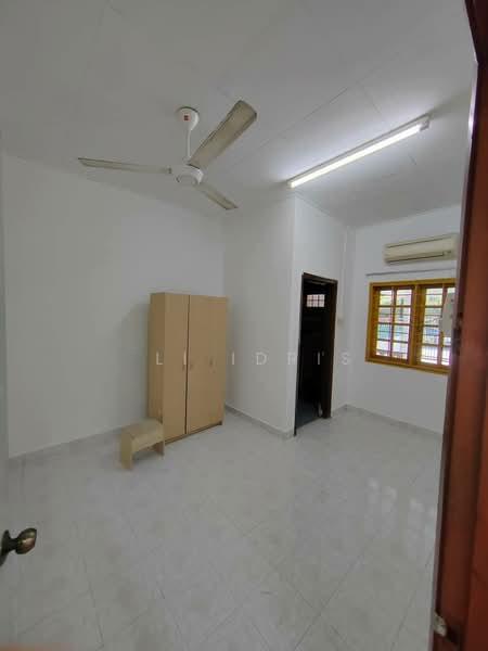 Bandar Tun Hussein Onn - 4