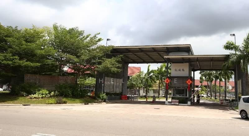 Ehsan heights/ 2.5 Storey House/ For Sale - 1