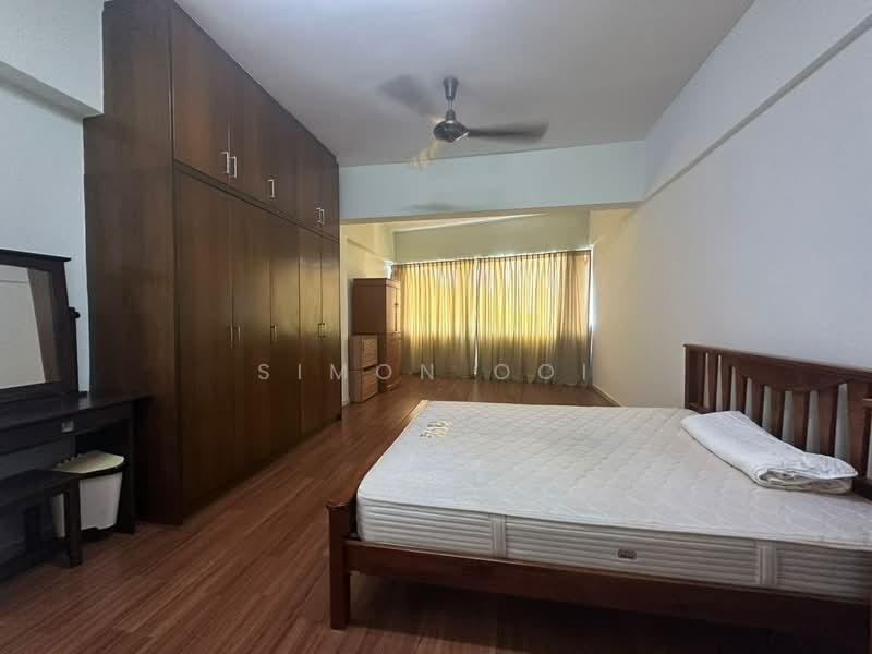 Straits Regency - 4