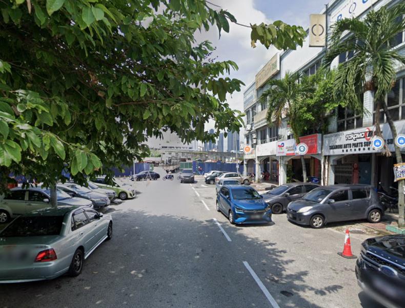 3 Storey Shop @ Jalan Kuching - 2