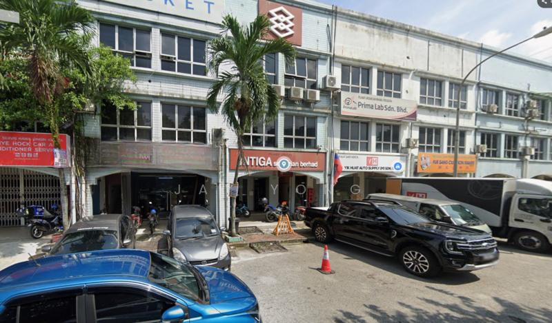 3 Storey Shop @ Jalan Kuching - 1