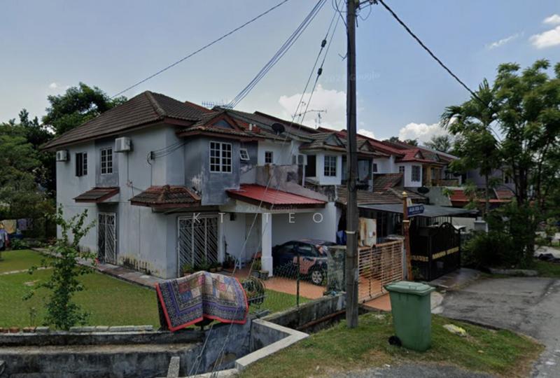 Terrace house at Bandar Country Homes - 5