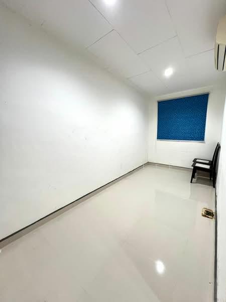 Taman Megah Ria - 2