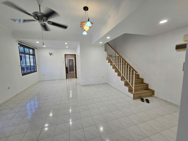 Jalan Kemajuan 18, Taman University, Johor Bahru - 3