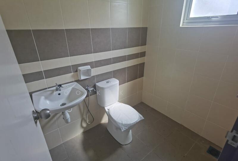 Acacia Park 4B - 4
