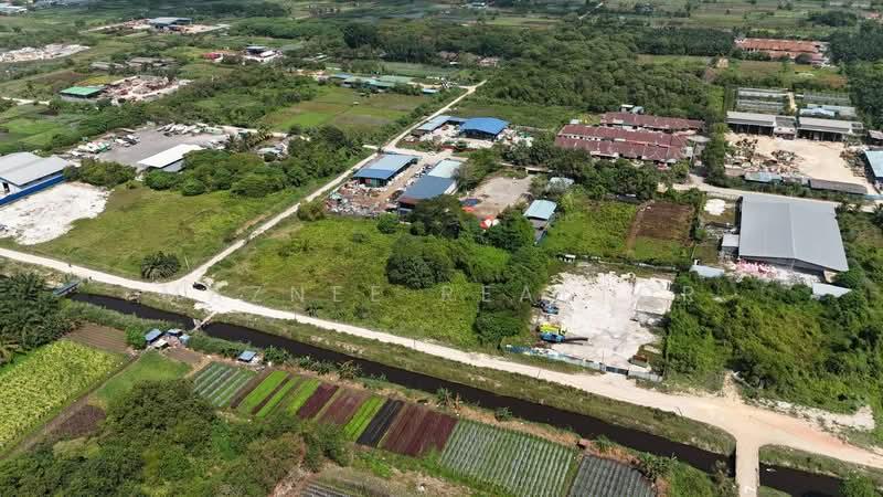 Kampung Johan Setia - 5