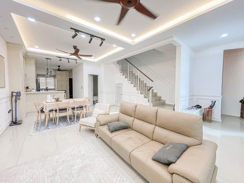 Aronia @ Setia Ecohill 2 - 5