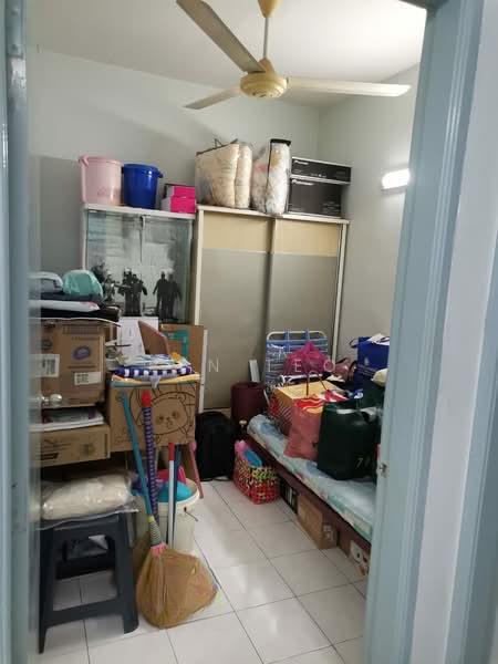 Indah Kota Apartment - 4