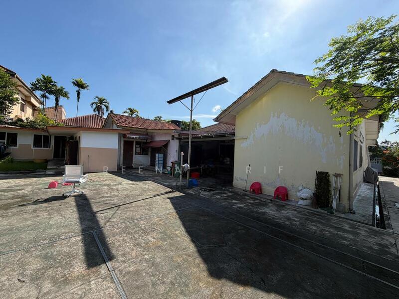 Bungalow Single Storey Seksyen 11 Petaling Jaya - 2