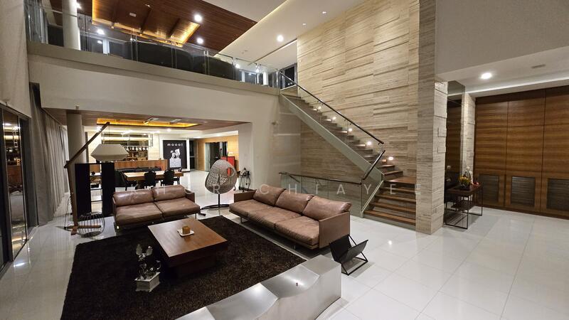 Infinity Beachfront Condominium - 4