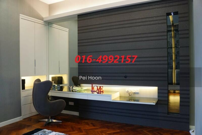 Quayside Seafront Resort Condominiums - 5