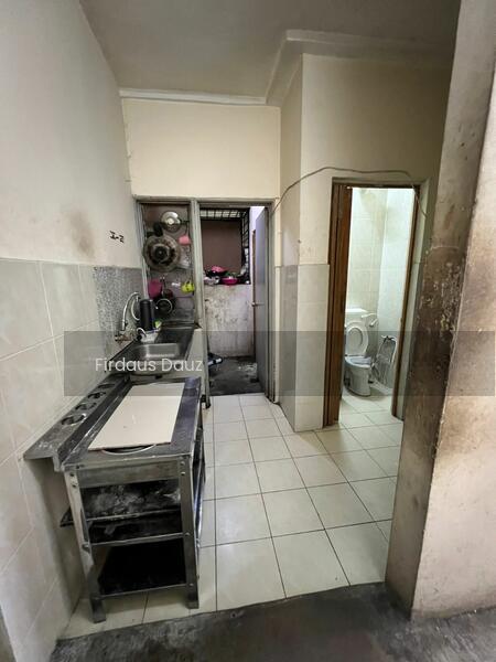 Pangsapuri Seri Nilam - 4