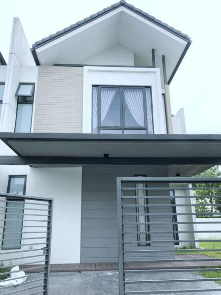 Avira Medini Iskandar - 2