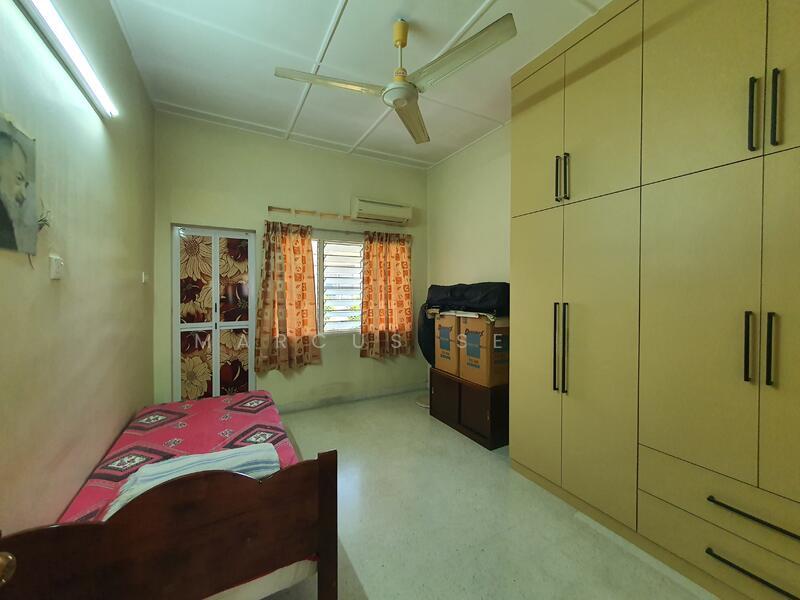 Taman Lim - 4